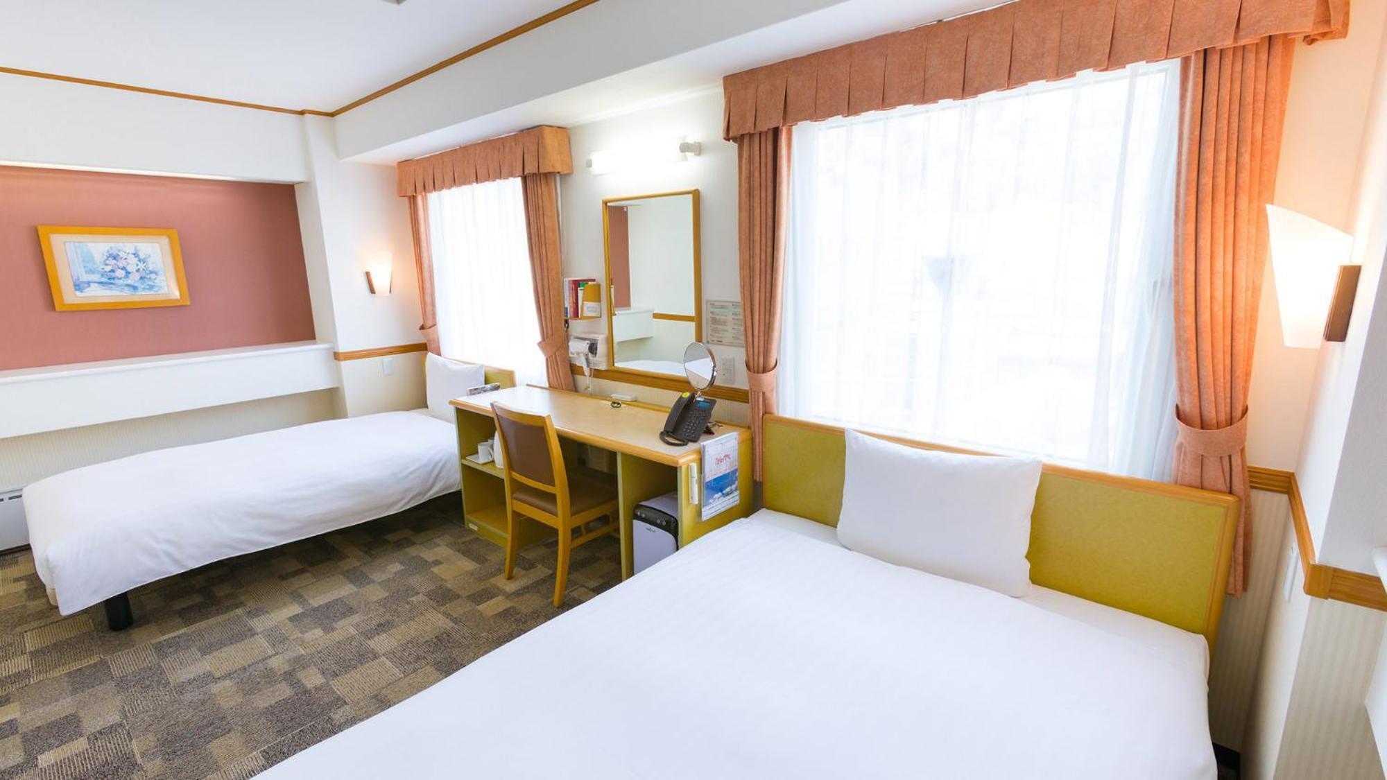 Toyoko Inn Yonezawa Ekimae מראה חיצוני תמונה